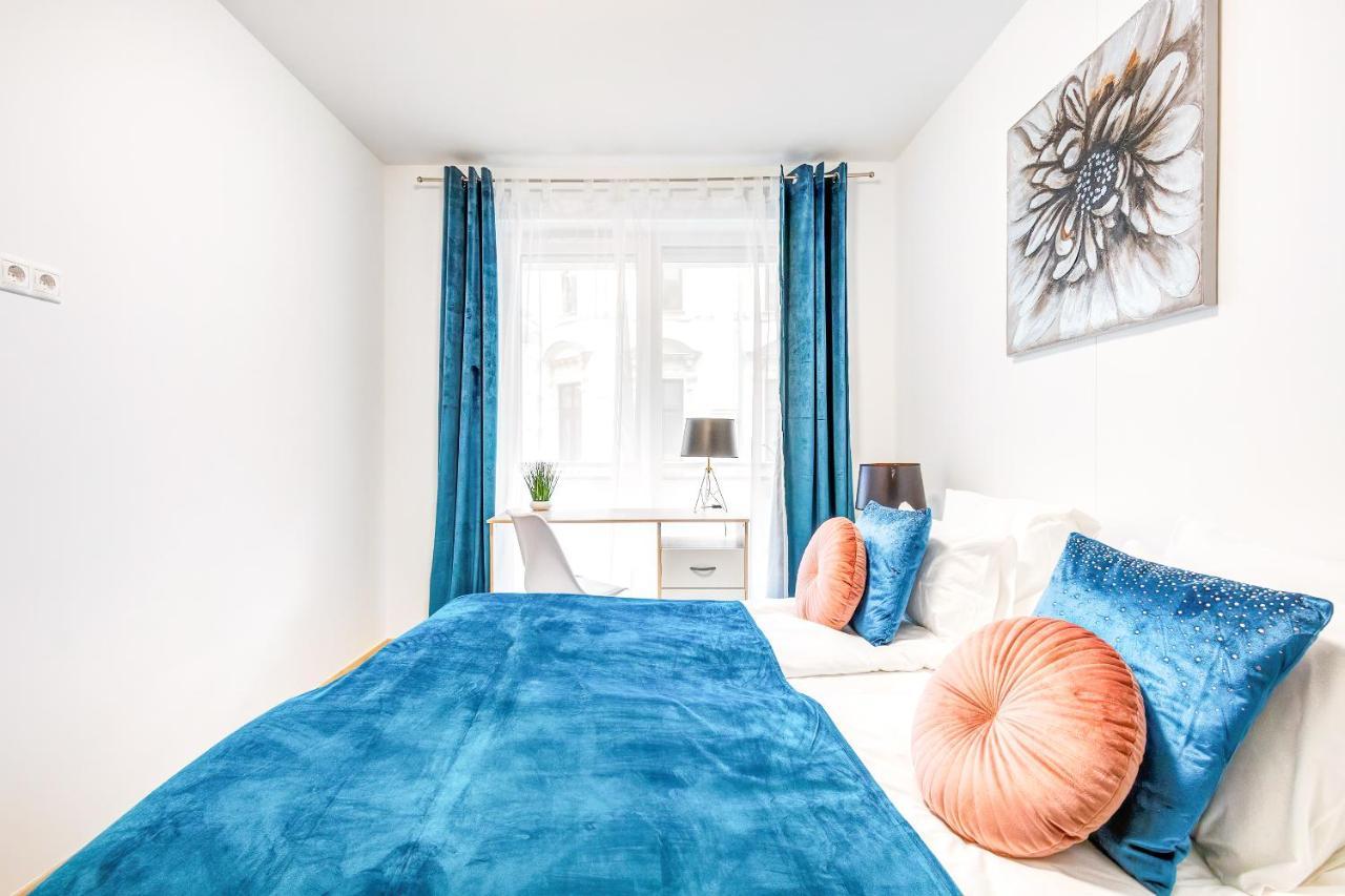 Modern Apartment With Free Garage And Balcony In The Downtown Budapeste Exterior foto